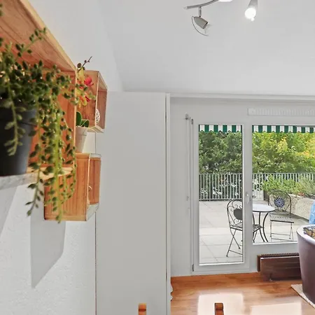 Apartment Ouvert Avec Vue Paisible